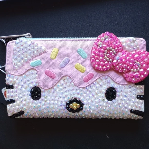 Loungefly Hello Kitty Cupcake Bedazzled Wallet - Picture 2 of 2